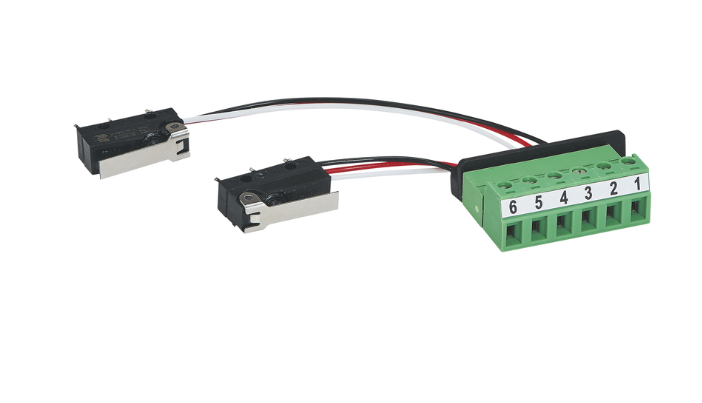 DPX³ 250 Hp - Auxiliary contact for rotary handles - 1 N/C + 1 N/O contacts - Halogen free - Compact 28x76x48mm