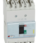 DPX³160 thermal magnetic release circuit breaker, 3 poles, with rated current of 100A and breaking capacity 16kA